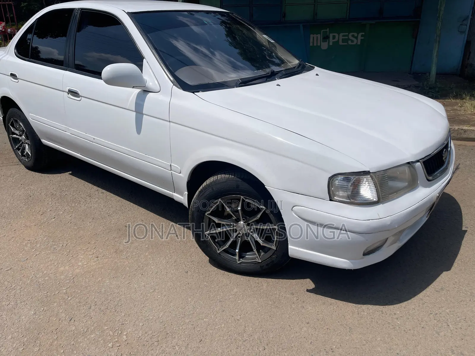 Nissan Sunny 2005 White