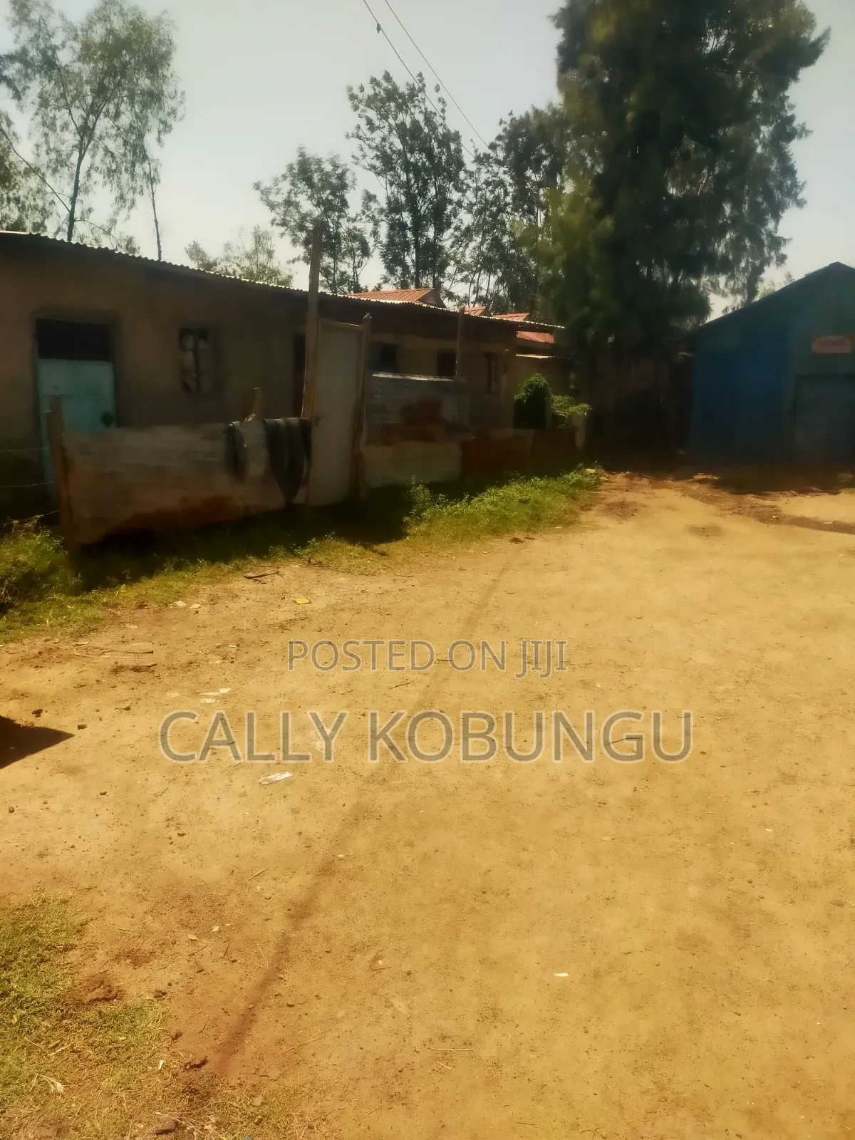 0.1ha at Kombedu, Kogony