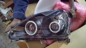 Toyota Harrier /Lexus RX330 2006-2008 Aftermarket Headlights