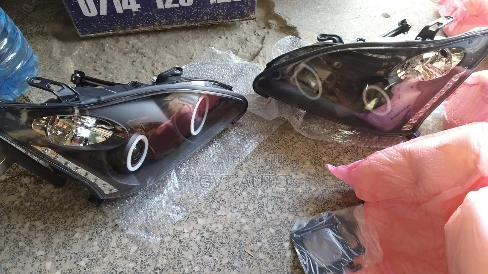 Toyota Harrier /Lexus RX330 2006-2008 Aftermarket Headlights