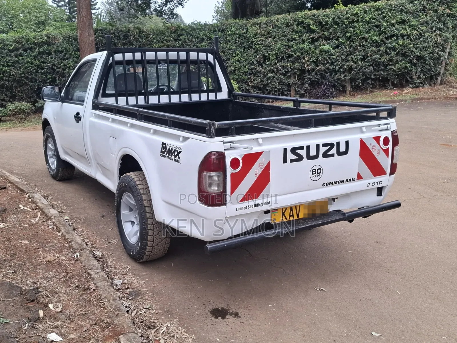 Isuzu D-MAX 2006 White