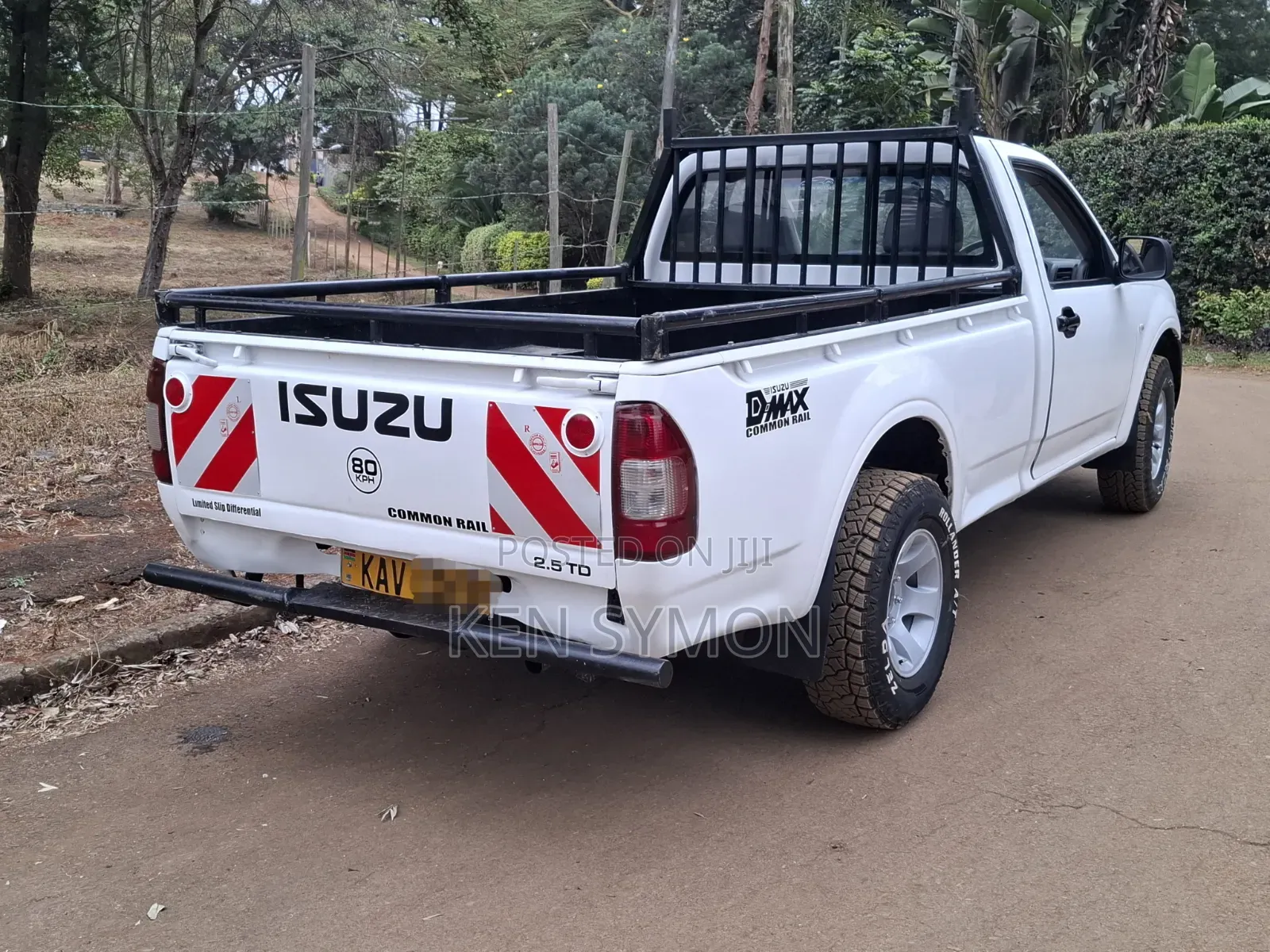 Isuzu D-MAX 2006 White