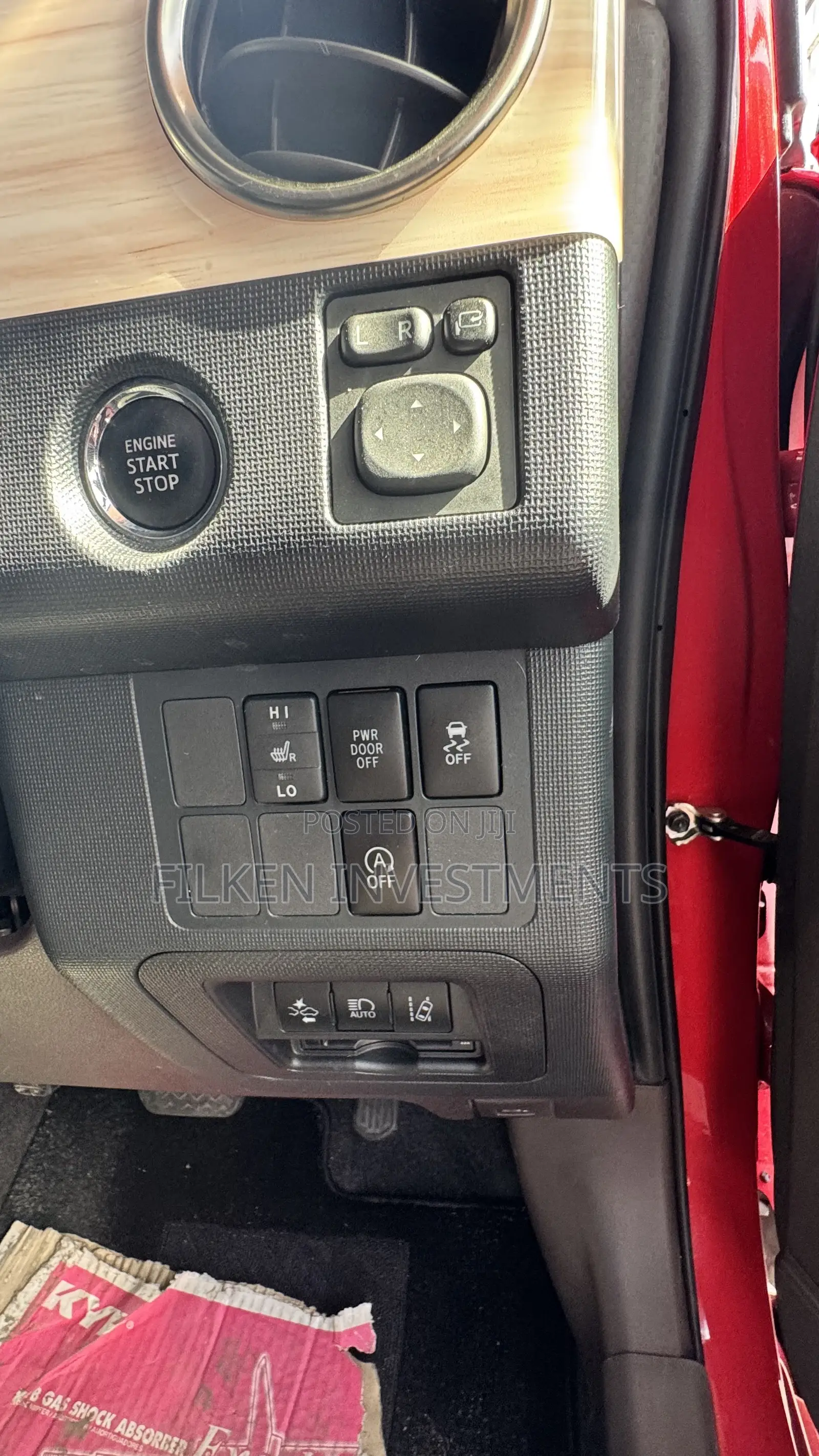 Toyota Spade 1.5 2019 Red