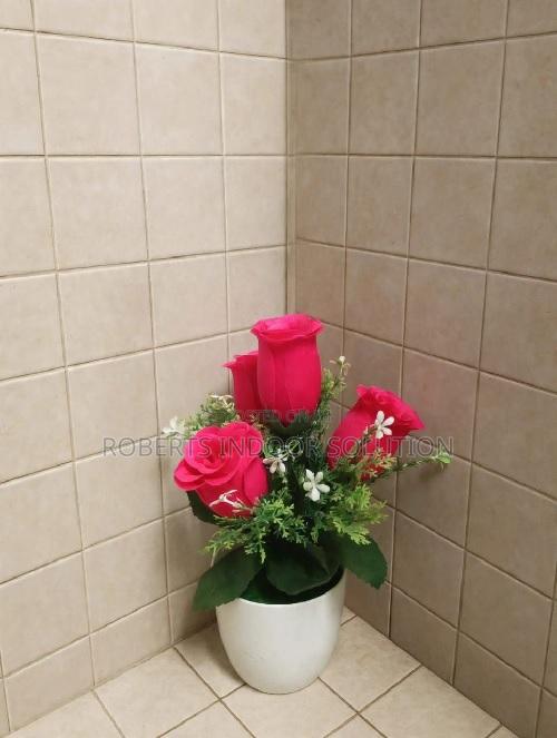 Zero-Maintenance Decorative Florals - main view