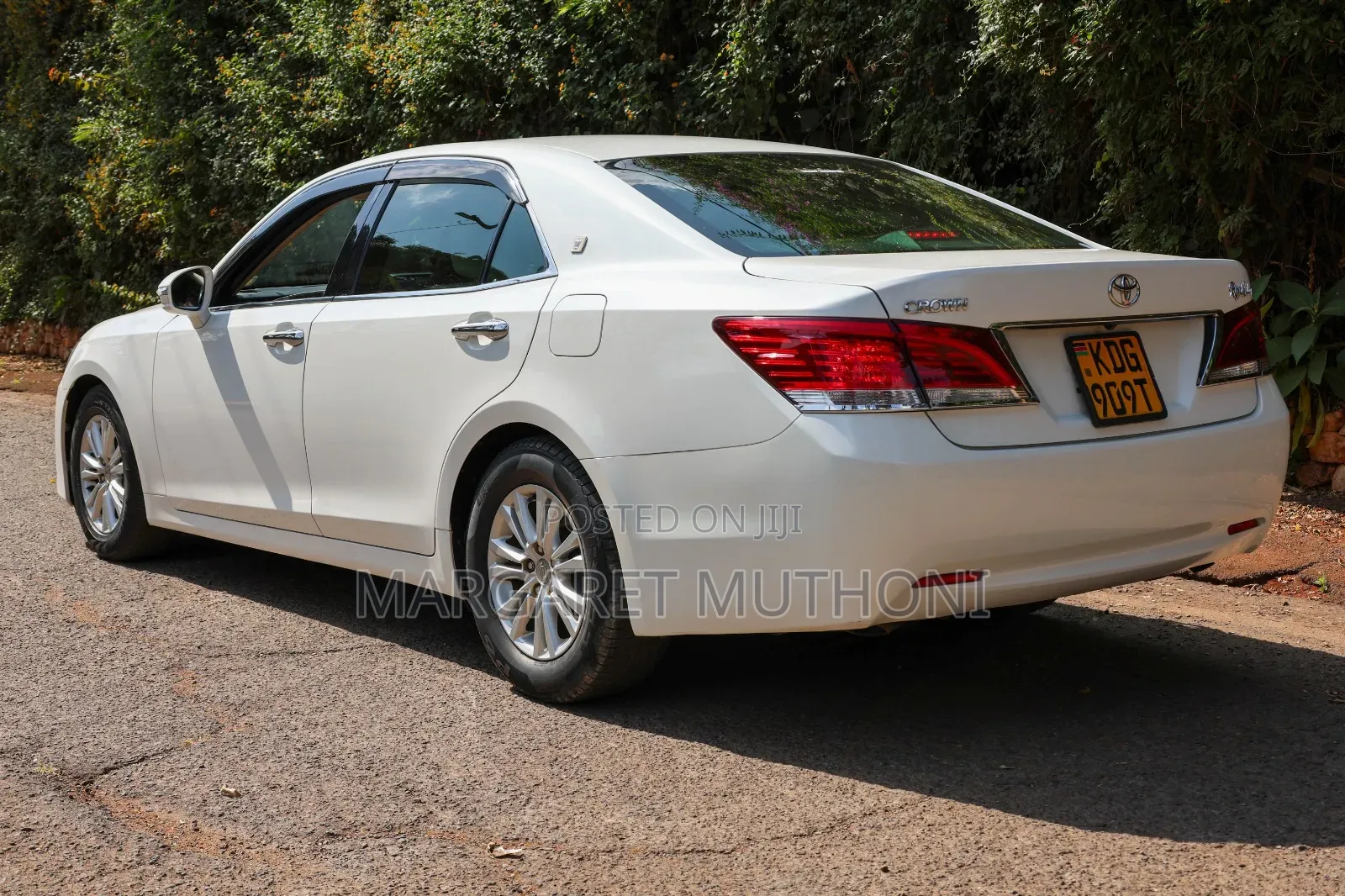 Toyota Crown 2015 White