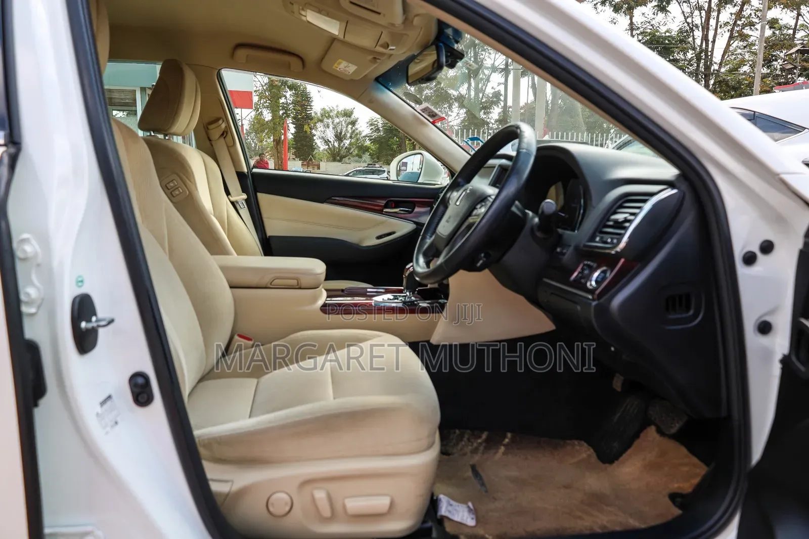 Toyota Crown 2015 White