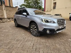 Subaru Outback 2.5i Premium AWD 2017 Silver