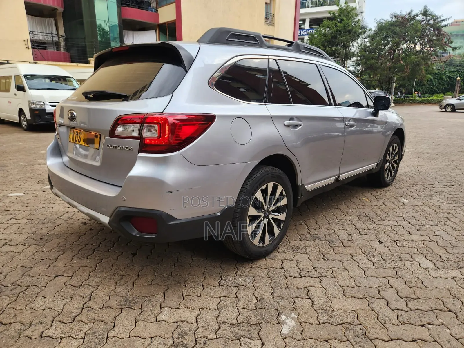Subaru Outback 2.5i Premium AWD 2017 Silver