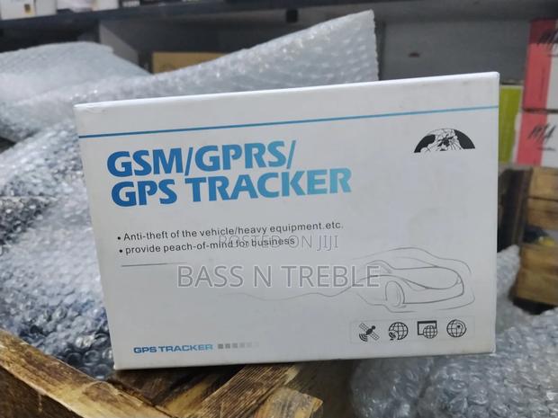 GSM/GRS/GPS Tracker