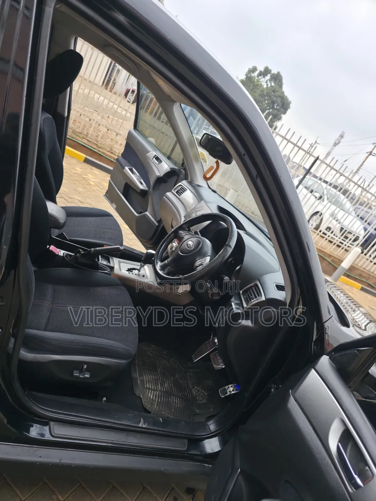 Subaru Forester 2010 Black