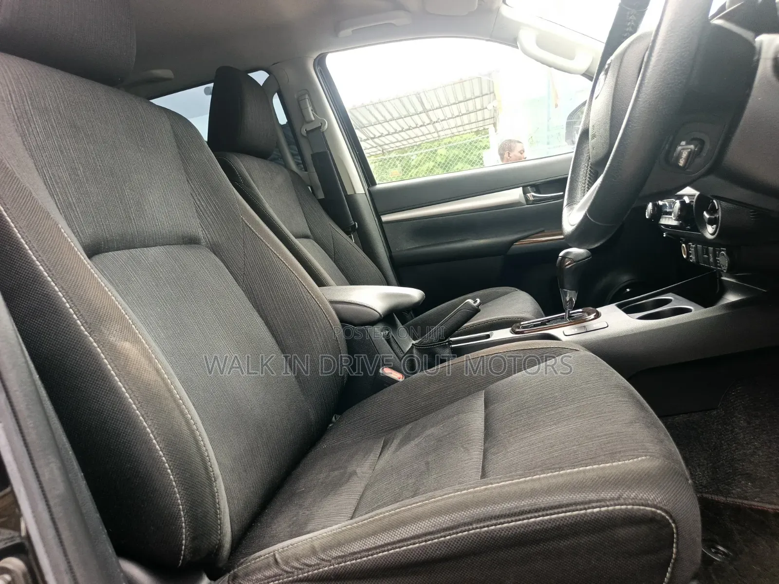 Toyota Hilux 2020 Black