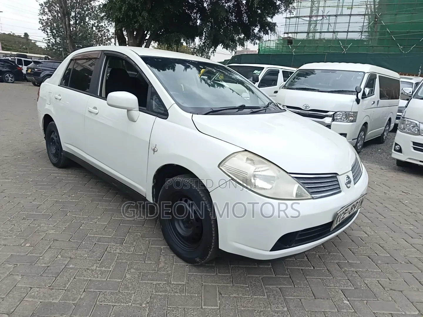 Nissan Tiida 2007 White