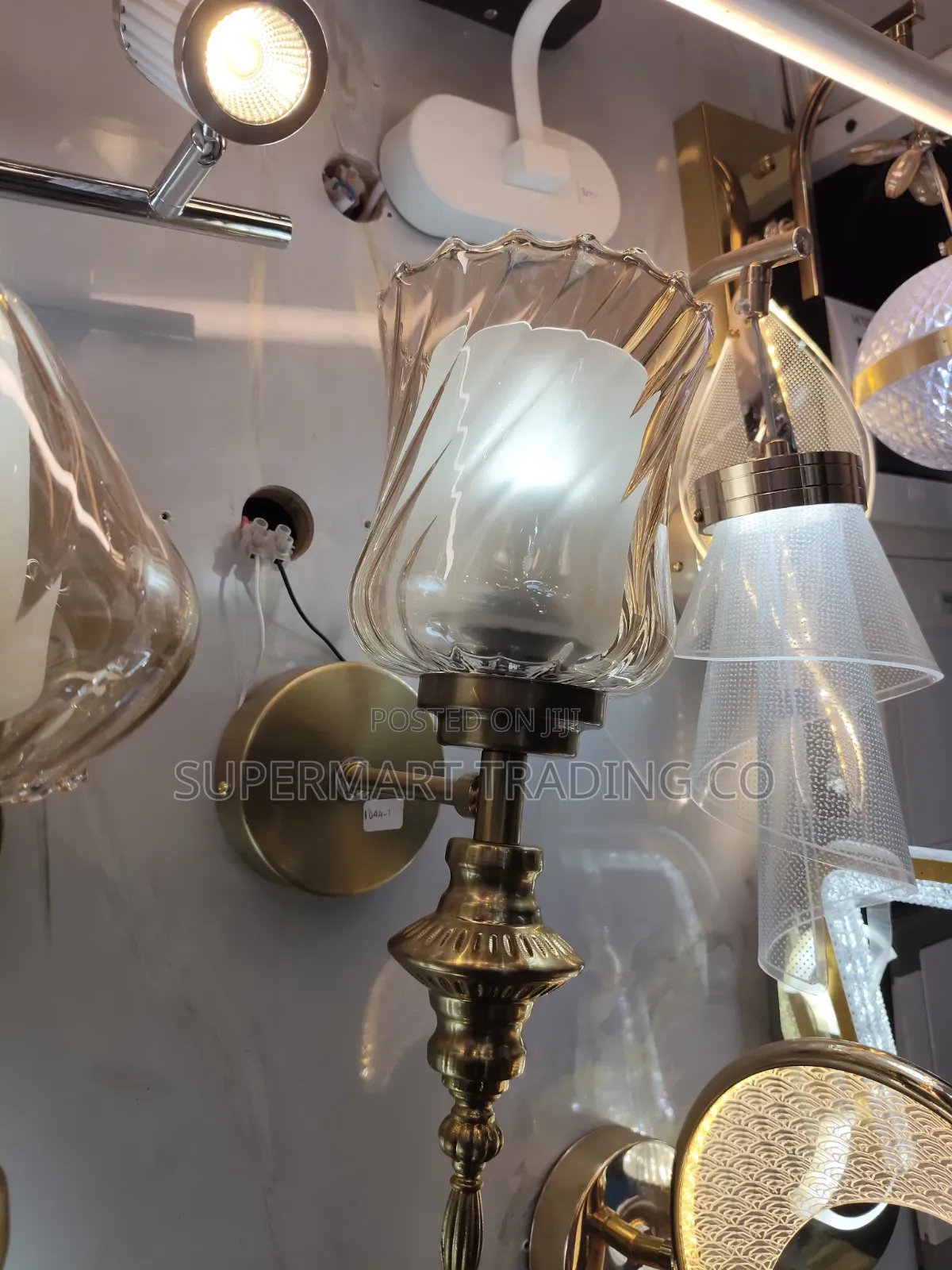 Gold Wall Bracket Crystal