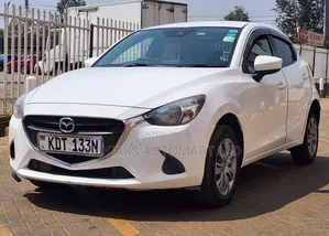 Mazda Demio 2018 White