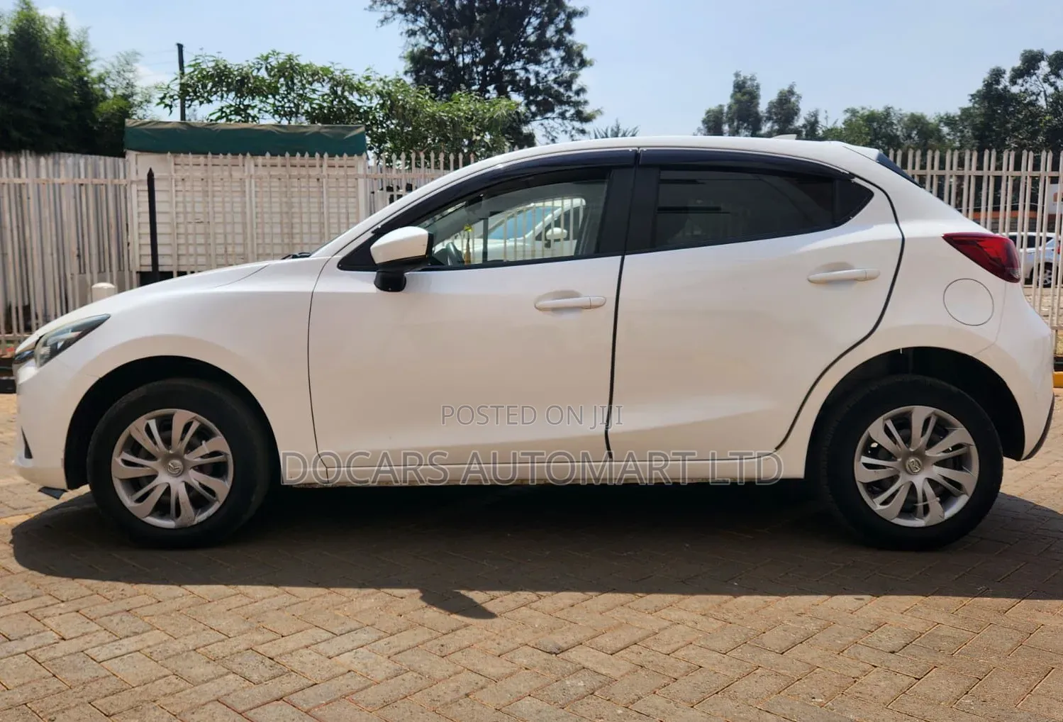 Mazda Demio 2018 White