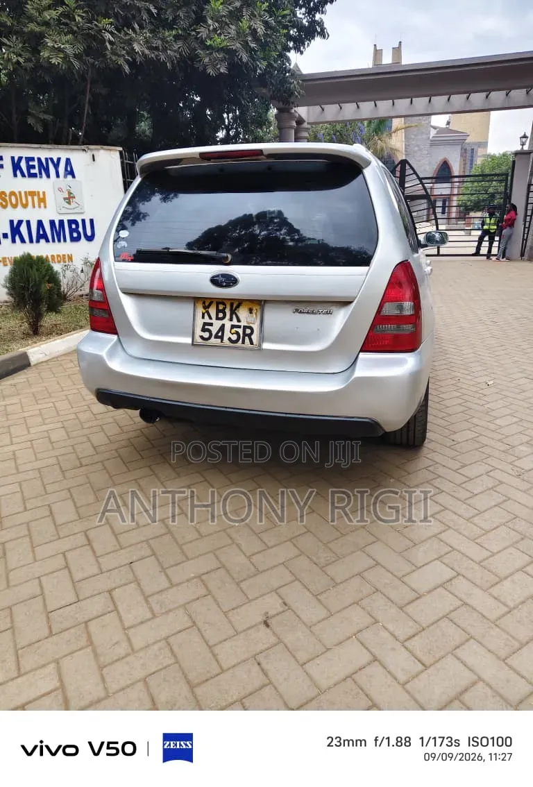 Subaru Forester 2004 Silver