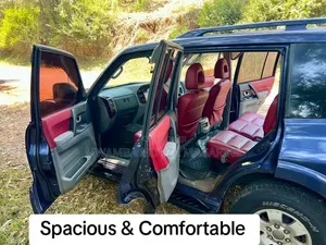 Mitsubishi Pajero 2005 Blue