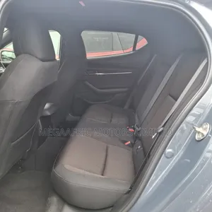 Mazda 3 2019 Blue