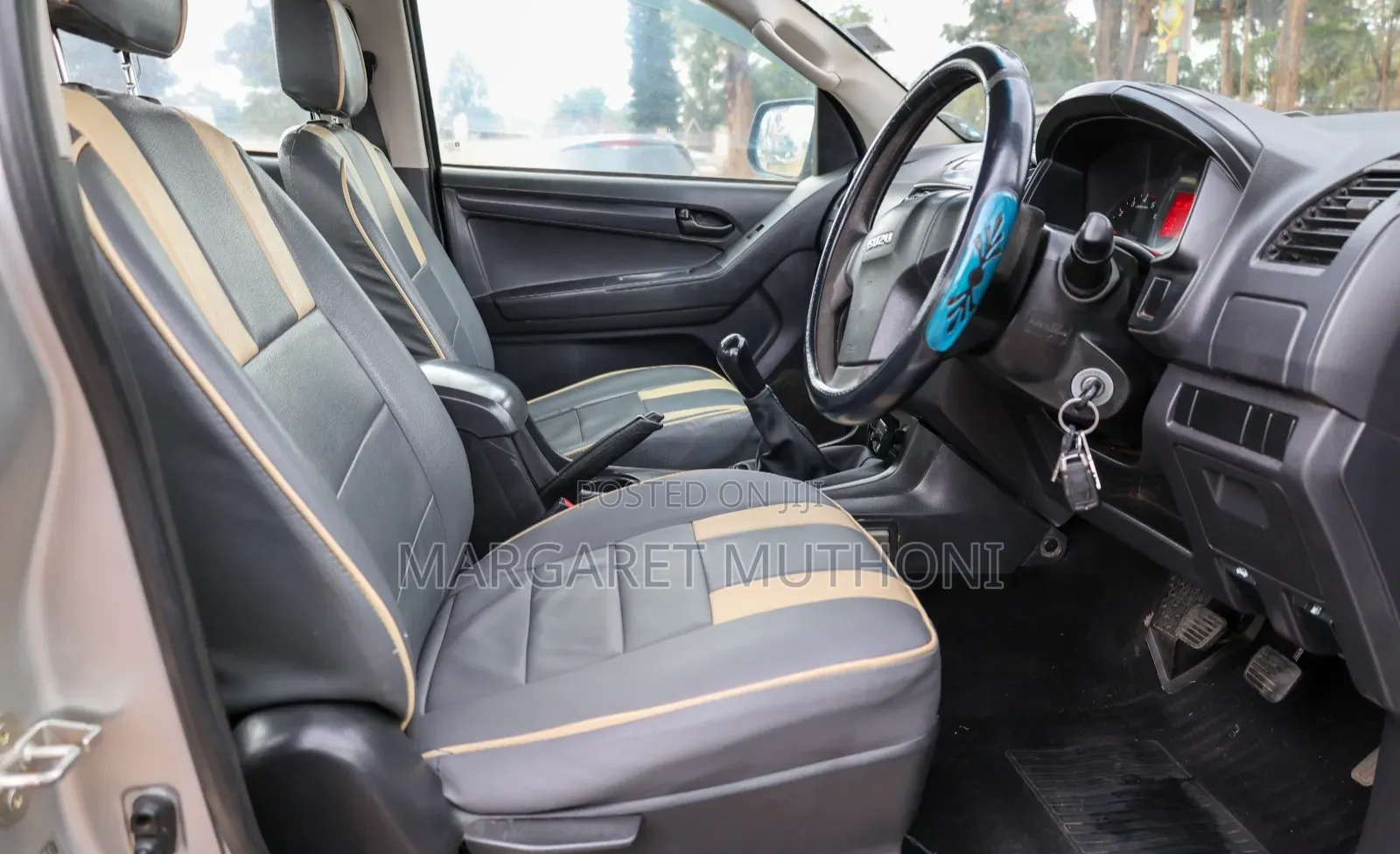Isuzu D-MAX 2015 Silver