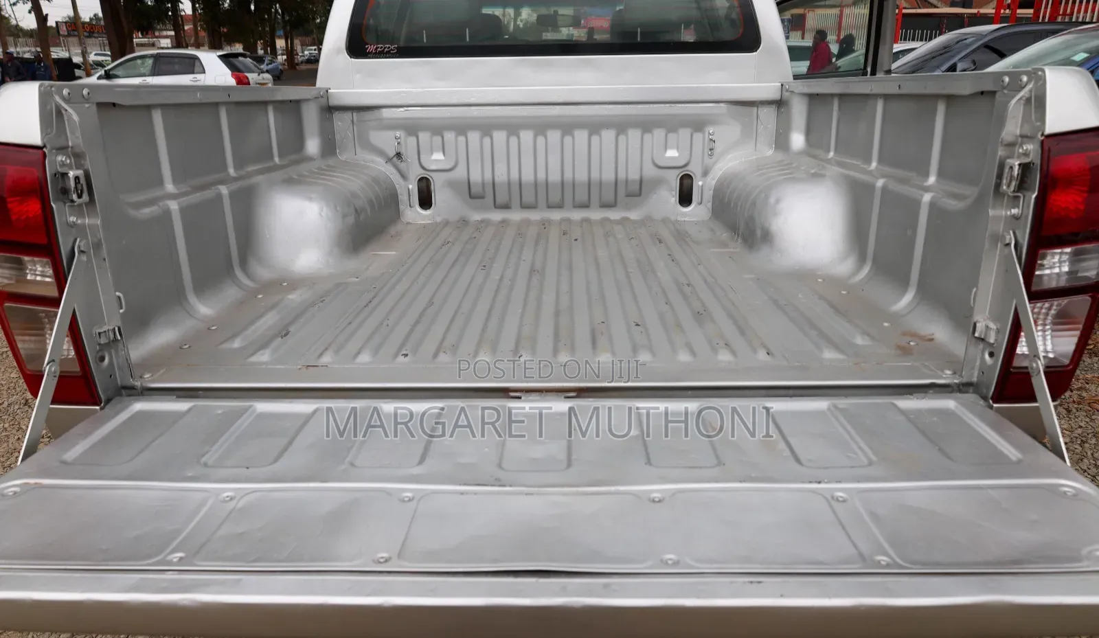 Isuzu D-MAX 2015 Silver