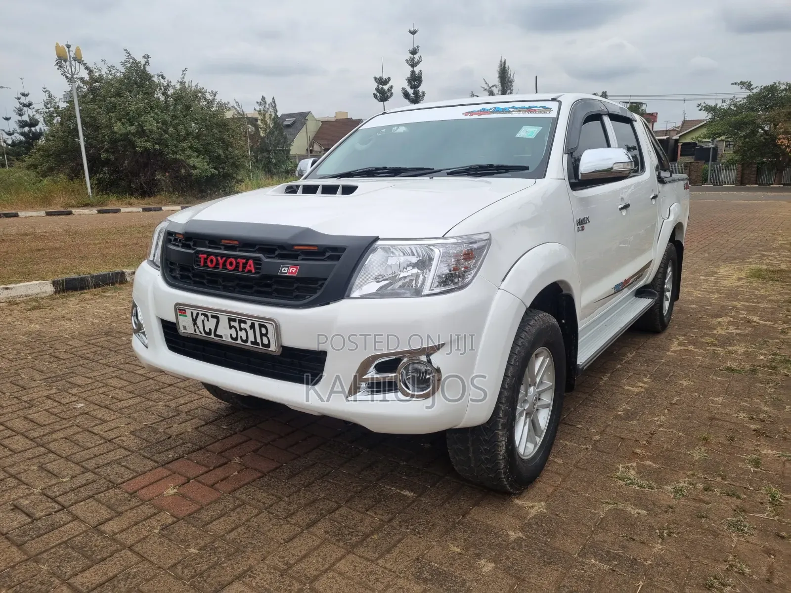 Toyota Hilux 2013 Off white