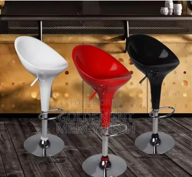 Quality Bar Stool Model: 530 - main view