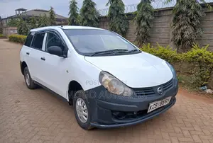 Nissan Advan 2007 White