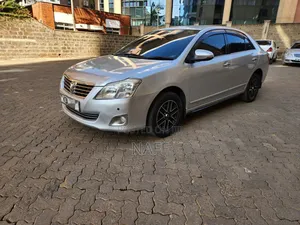 Toyota Premio 1.5 FWD 2016 Silver