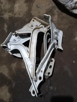 V8 Bonnet Hinges