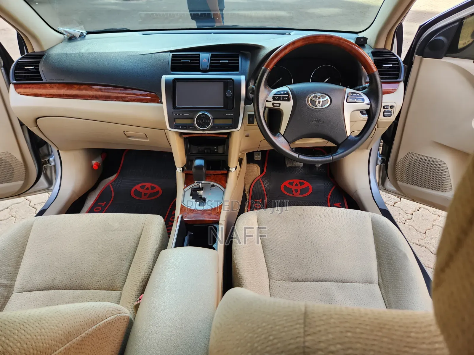 Toyota Premio 1.5 FWD 2016 Silver