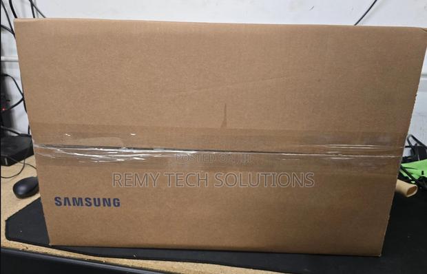 Samsung 27" S3 S30GD Essential Monitor