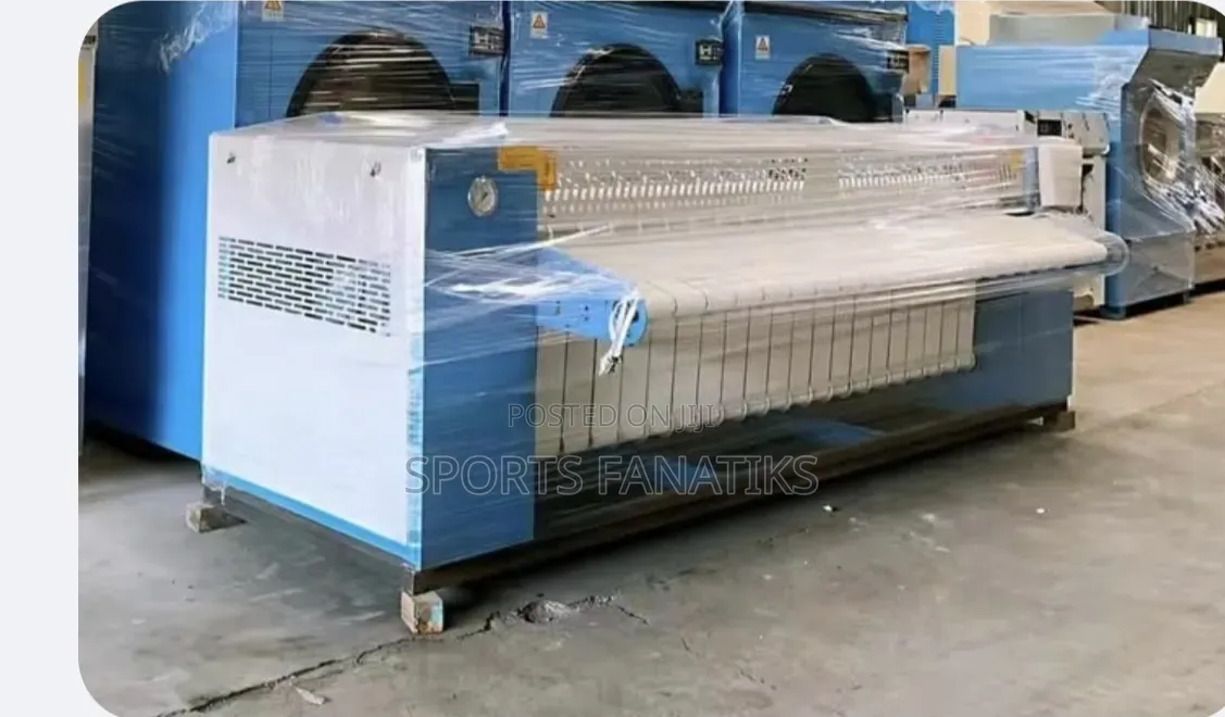 Commercial Laundry Machine