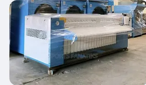 Commercial Laundry Machine