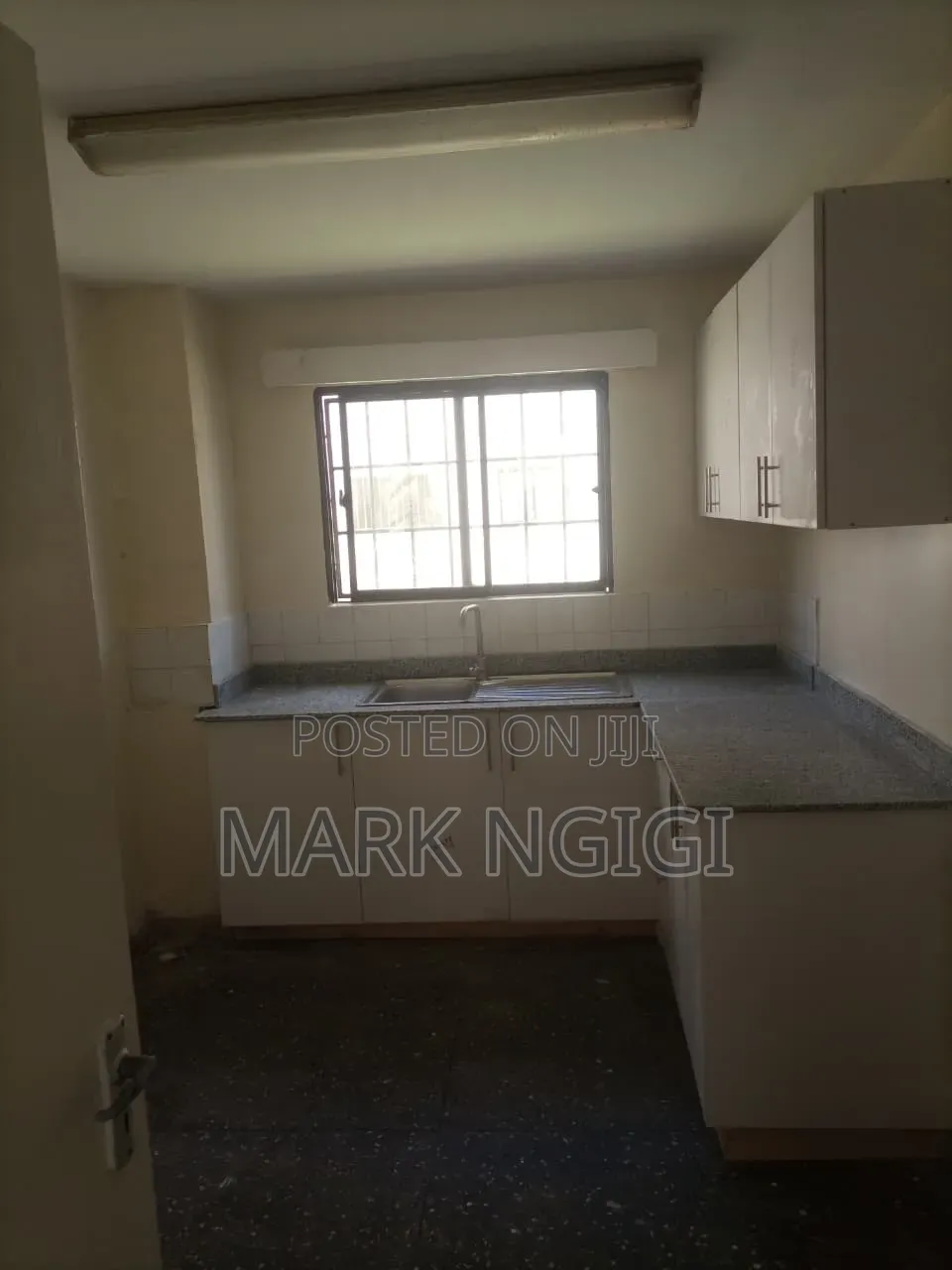 3bdrm Apartment in Nyayo Estate for rent