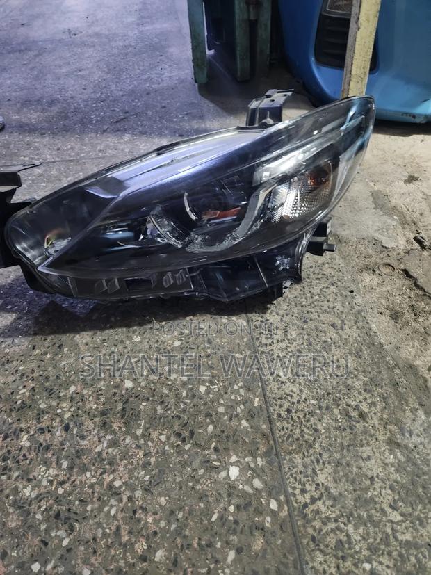 Headlight Mazda Atenza 2015 Left Side - main view