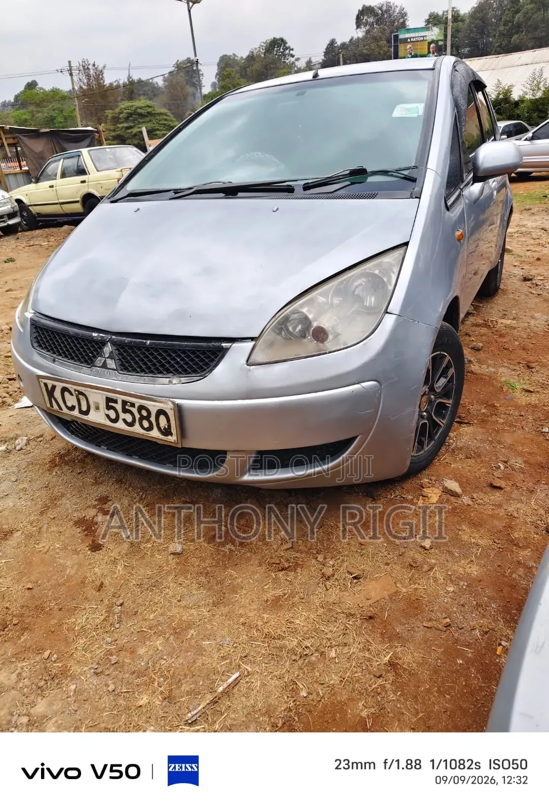 Mitsubishi Colt 2009 Silver