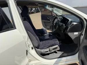 Honda Stream 2010 White