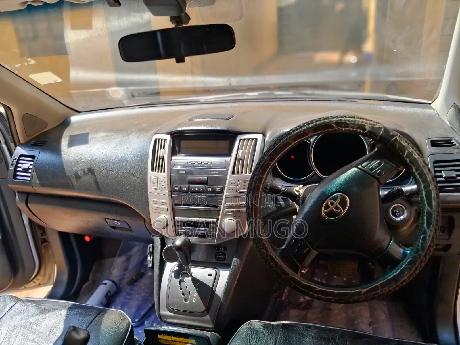 Toyota Harrier 2011 Silver