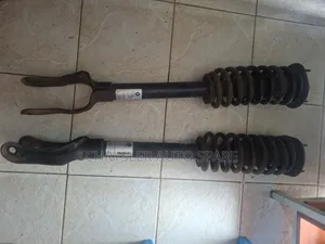 Jeep Grand Cherokee Wk2 2011 2015 Front Shock