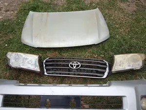 Land Cruiser 200 Headlights