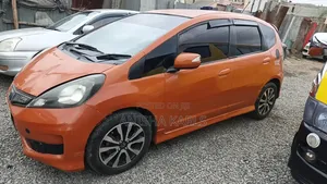 Honda Fit 2013 Orange