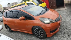 Honda Fit 2013 Orange