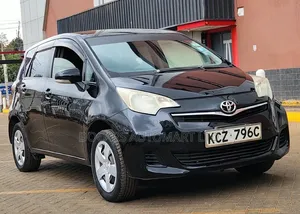 Toyota Ractis 2012 Black