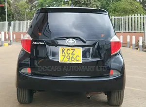 Toyota Ractis 2012 Black