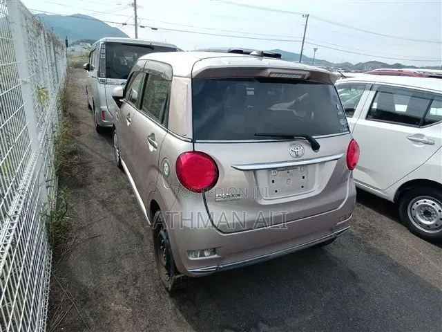 Toyota Pixis 2019 Pink