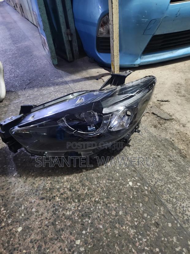 Mazda Cx5 Headlight 2016 - main view
