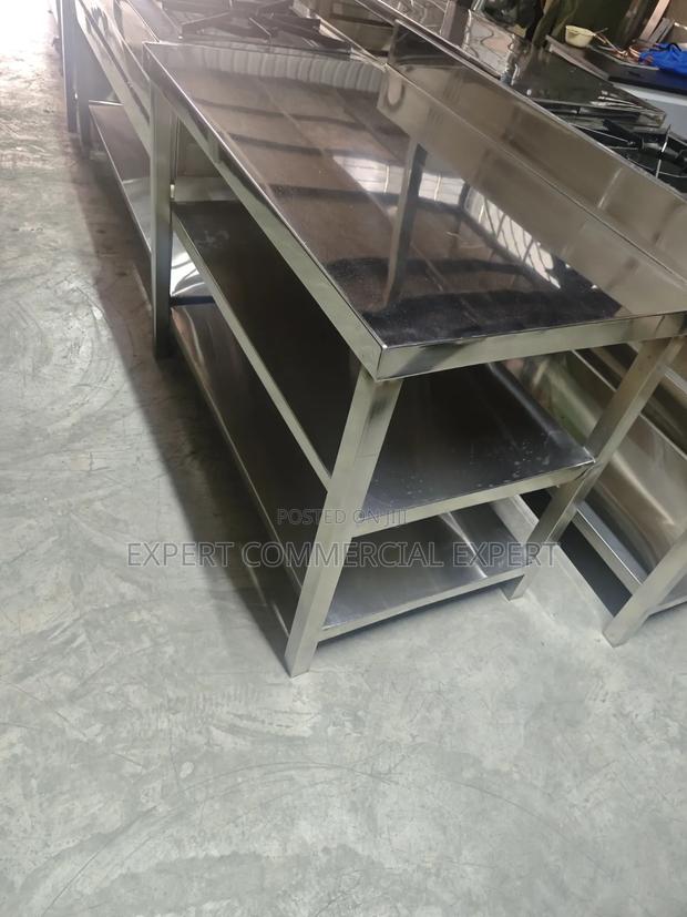 Table 4ft X 2 - thumbnail 3