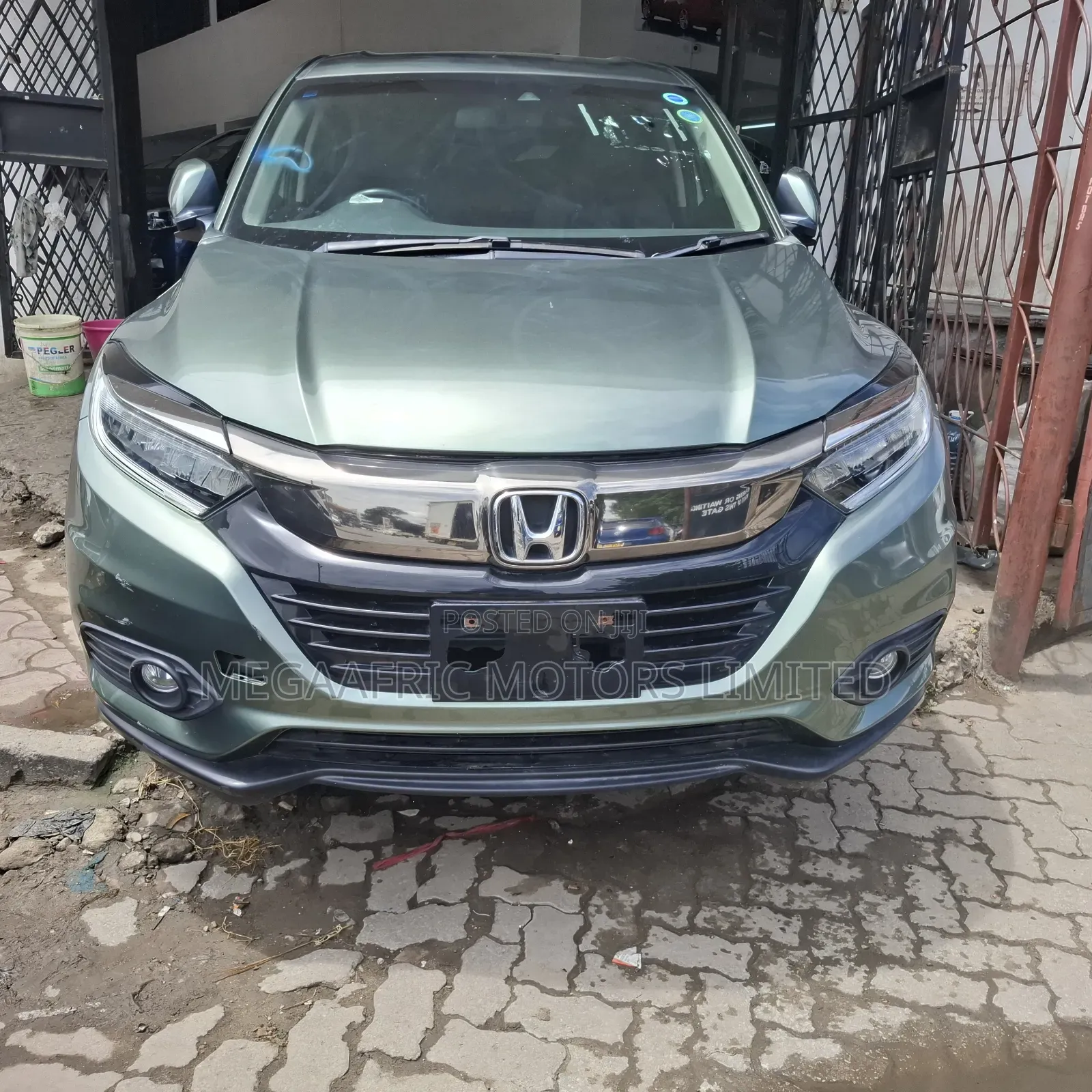 Honda Vezel 1.5 2WD 2018 Green