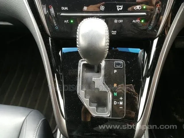 Toyota Harrier 2019 Black