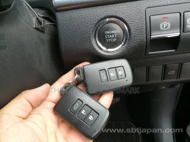 Toyota Harrier 2019 Black